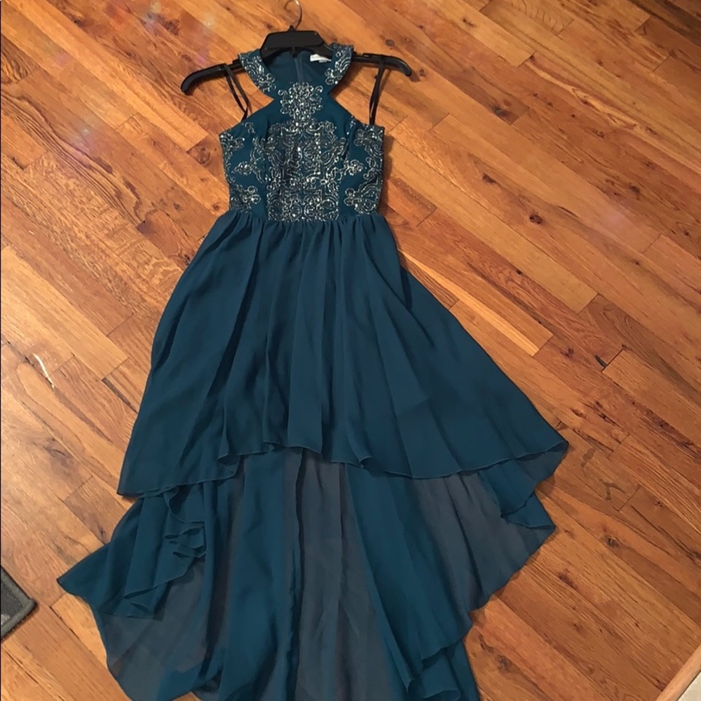 Dress. So adorable on!! Don’t miss out!!